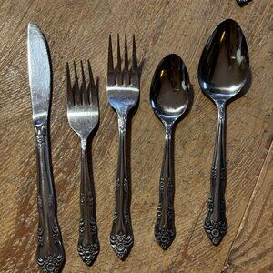 Lot 80 pcs Market Place Japan MPF6 Stainless flatware silverware serving pieces